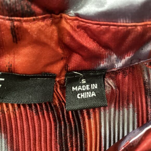 Essentials by Milano Blouse - Picture 5 of 7